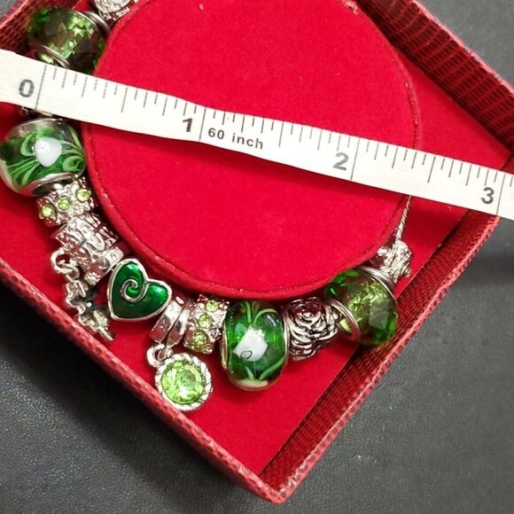 Glam & Glow silver tone green bracelet - Picture 5 of 8